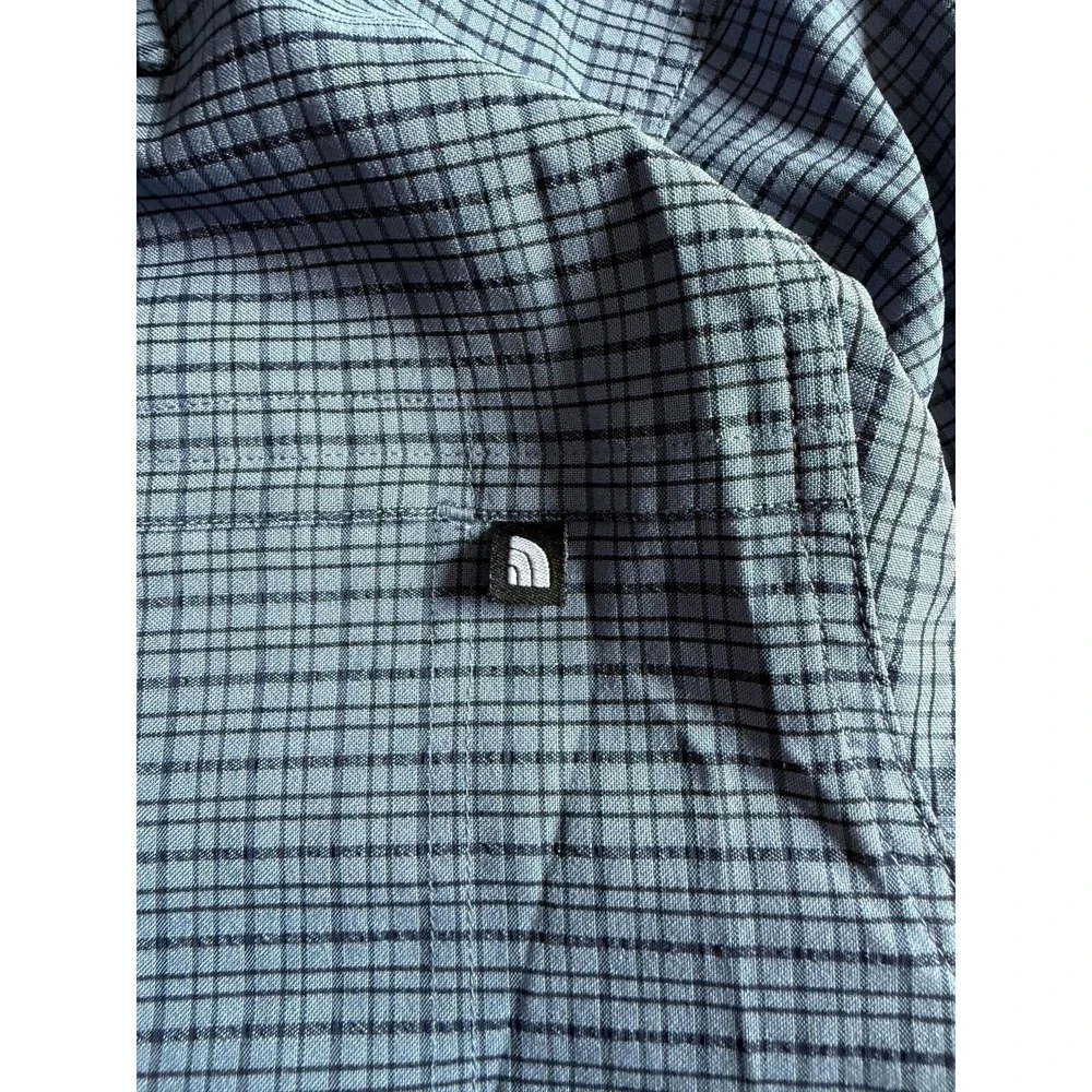 The North Face‎ Shirt Mens XL Blue Plaid Stretch Button Up Short Sleeve Casual